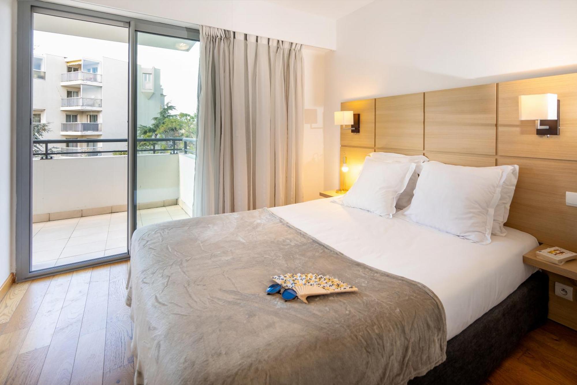 Nemea Appart Hotel Le Lido Cagnes Sur Mer Экстерьер фото