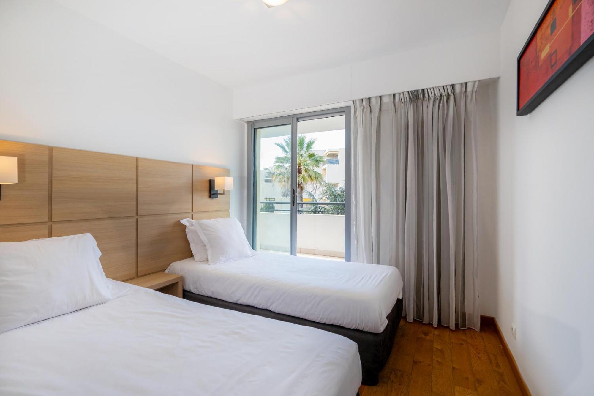 Nemea Appart Hotel Le Lido Cagnes Sur Mer Экстерьер фото