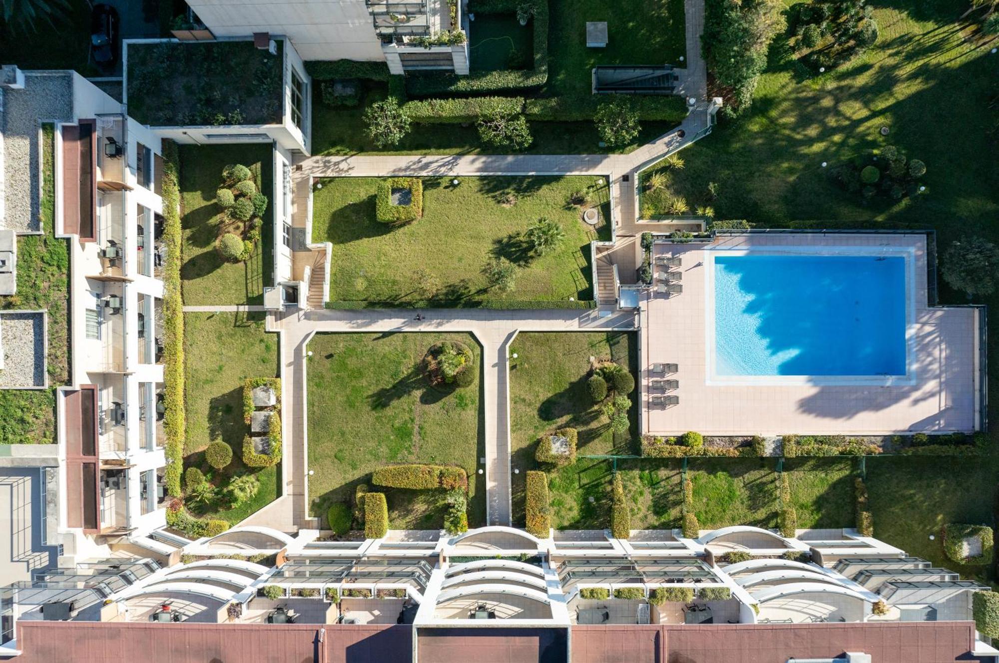 Nemea Appart Hotel Le Lido Cagnes Sur Mer Экстерьер фото