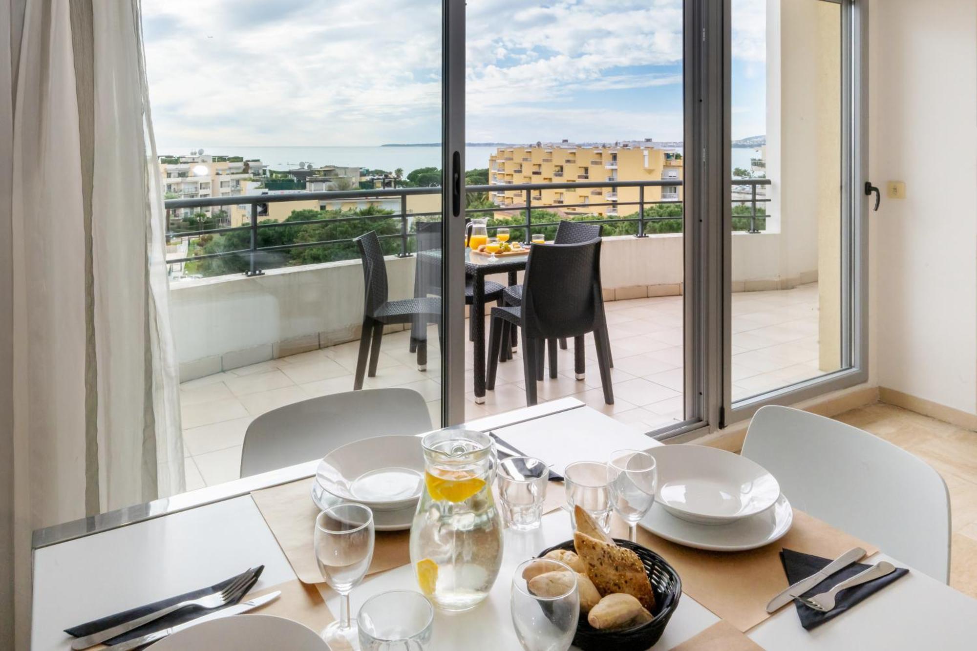 Nemea Appart Hotel Le Lido Cagnes Sur Mer Экстерьер фото